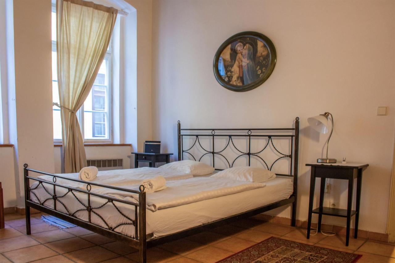 Apartment Vlasska *